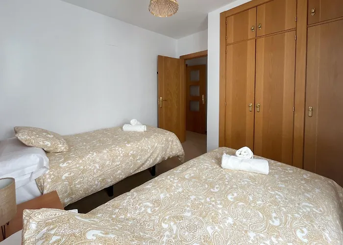 Mercedes - Nueva Apertura *