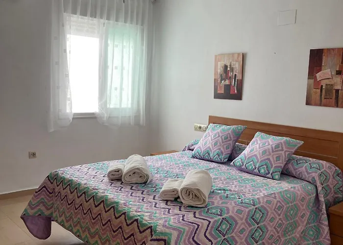 Mercedes - Nueva Apertura * Fuengirola