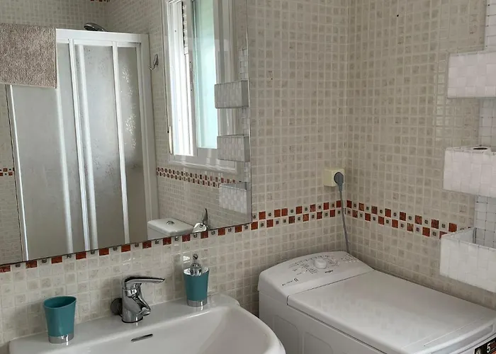 Mercedes - Nueva Apertura * Fuengirola