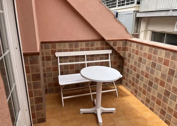 Mercedes - Nueva Apertura Fuengirola